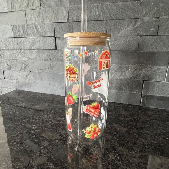 Tumbler Strawberry Beer Glass Can Cup Iced Coffee with Bamboo Lid Glass Straw - Picture 3 of 4